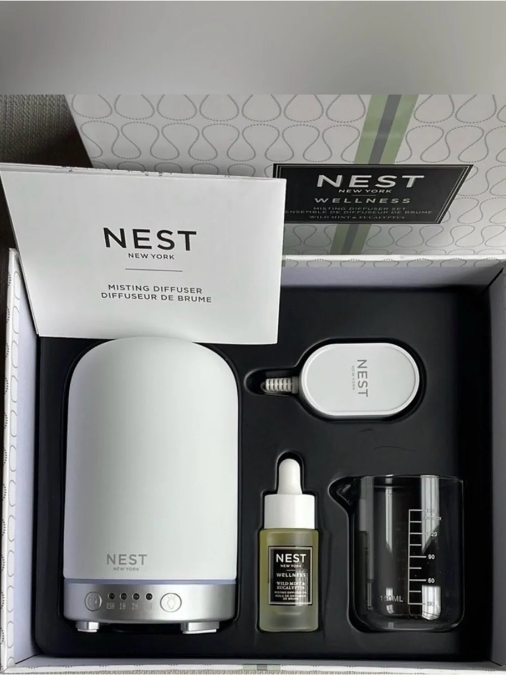 NEST Fragrances White Ultrasonic Wellness Diffuser Kit